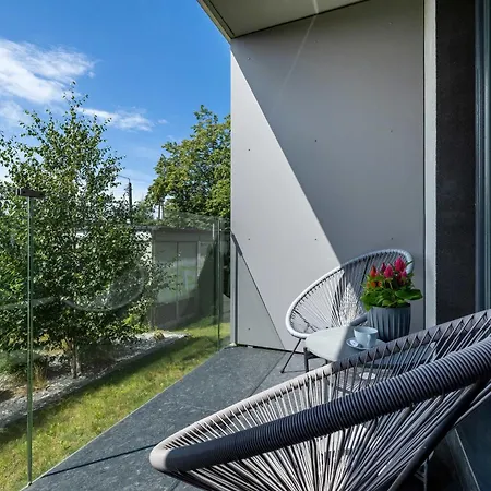 Apartament Perłowa Przystań Eleganckie Studio z Parkingiem i Basenem w Kołobrzegu by Noclegi Renters