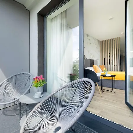 Perłowa Przystań Eleganckie Studio z Parkingiem i Basenem w Kołobrzegu by Noclegi Renters Apartament *