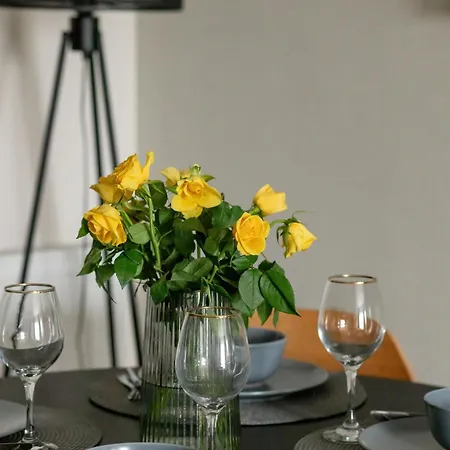 Perłowa Przystań Eleganckie Studio z Parkingiem i Basenem w Kołobrzegu by Noclegi Renters Kołobrzeg