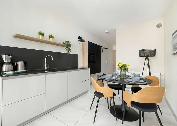 Perłowa Przystań Eleganckie Z Parkingiem I Basenem W Kołobrzegu By Renters Apartament *